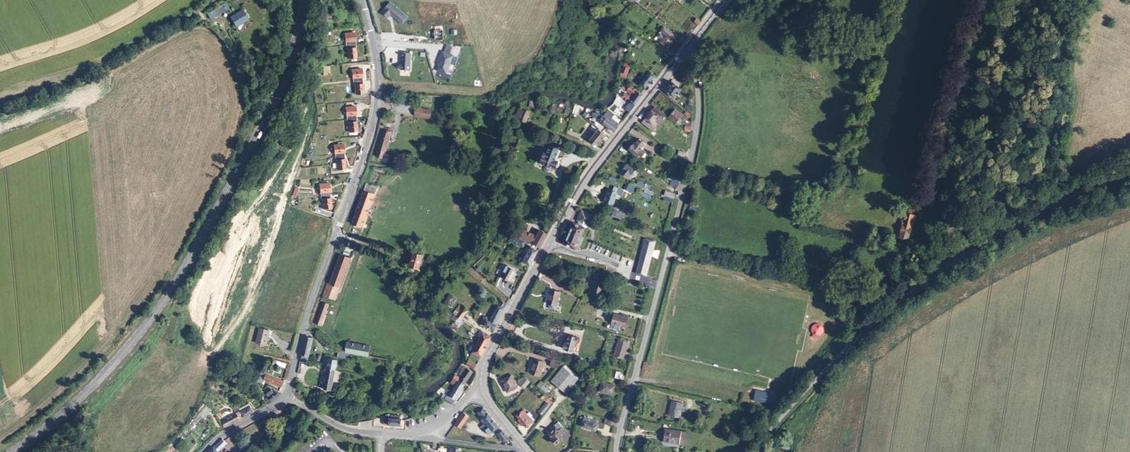 Vue aérienne de Ouville-la-Rivière (Seine-Maritime)