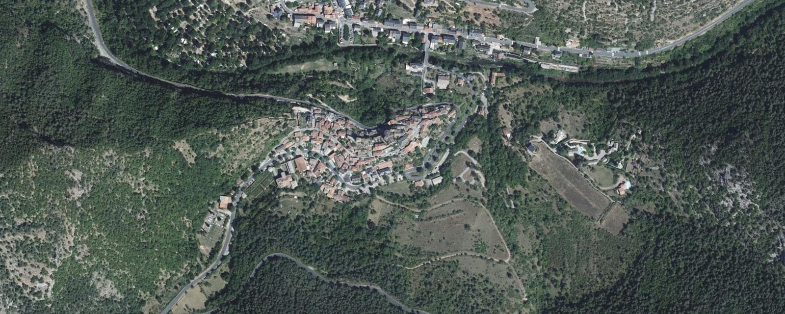 Vue aérienne de Peyreleau (Aveyron)