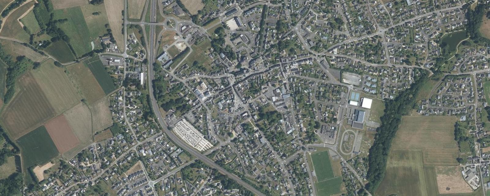 Vue aérienne de Pordic (Côtes-d'Armor)