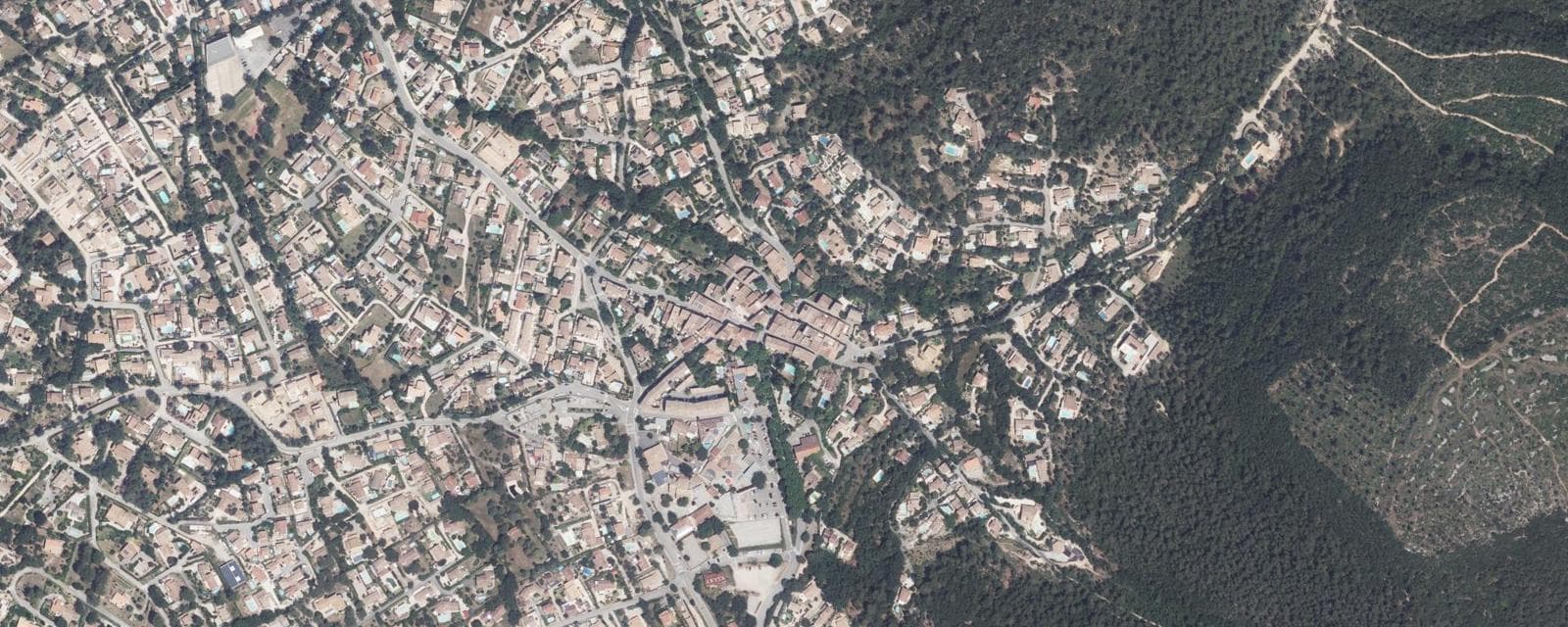 Vue aérienne de Rocbaron (Var)