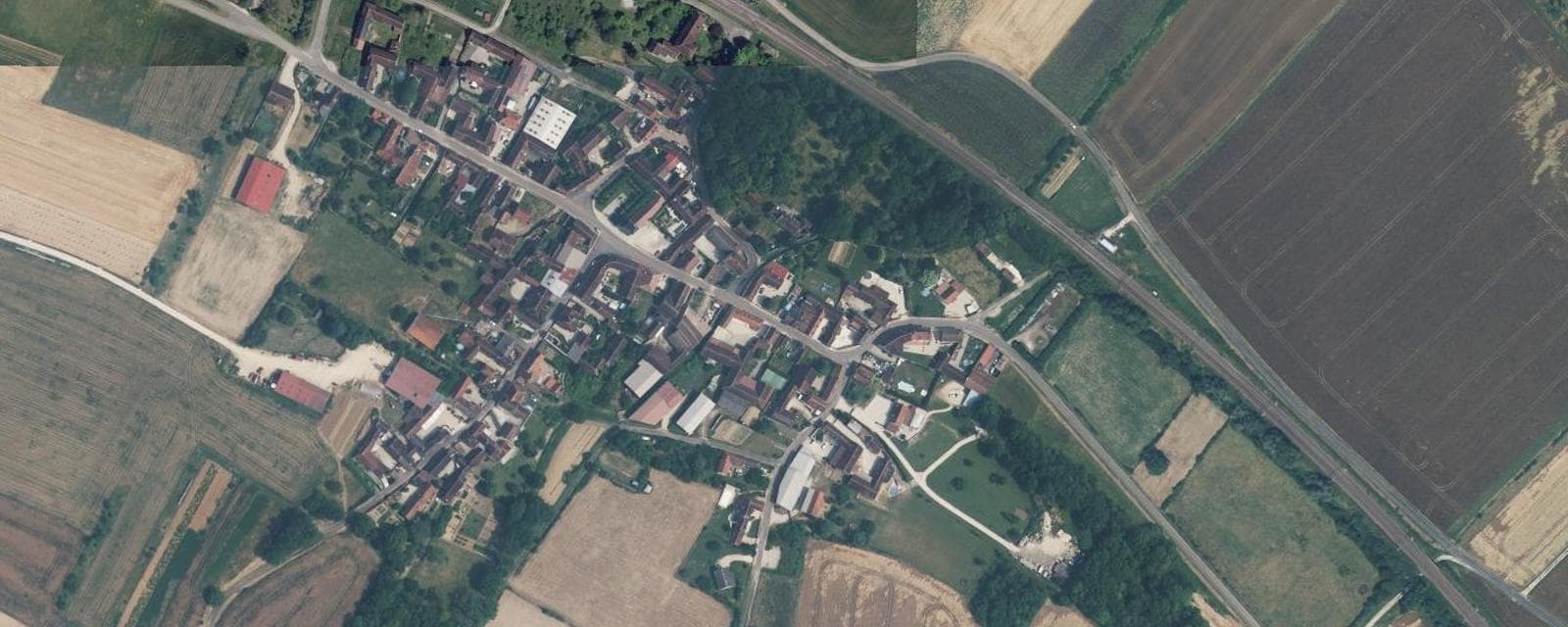 Vue aérienne de Roffey (Yonne)