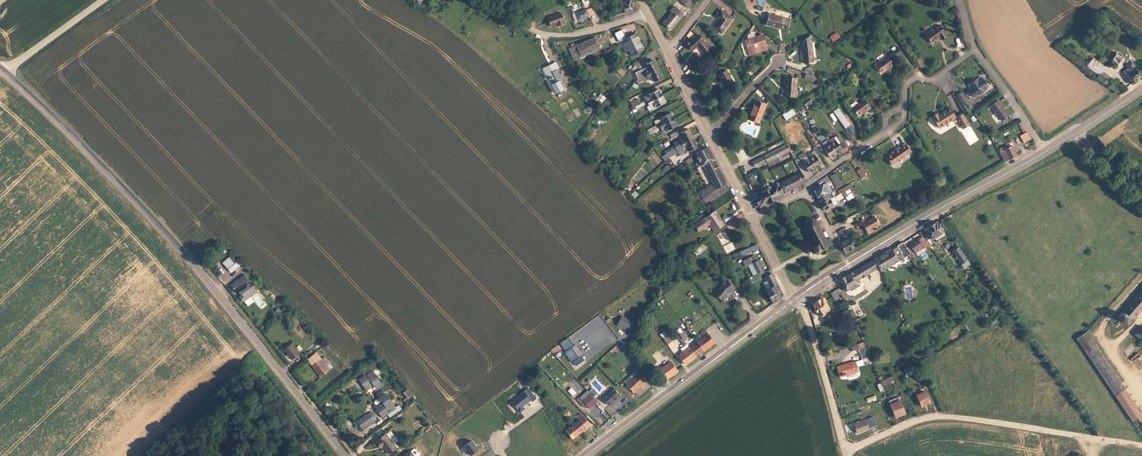 Vue aérienne de Roupy (Aisne)