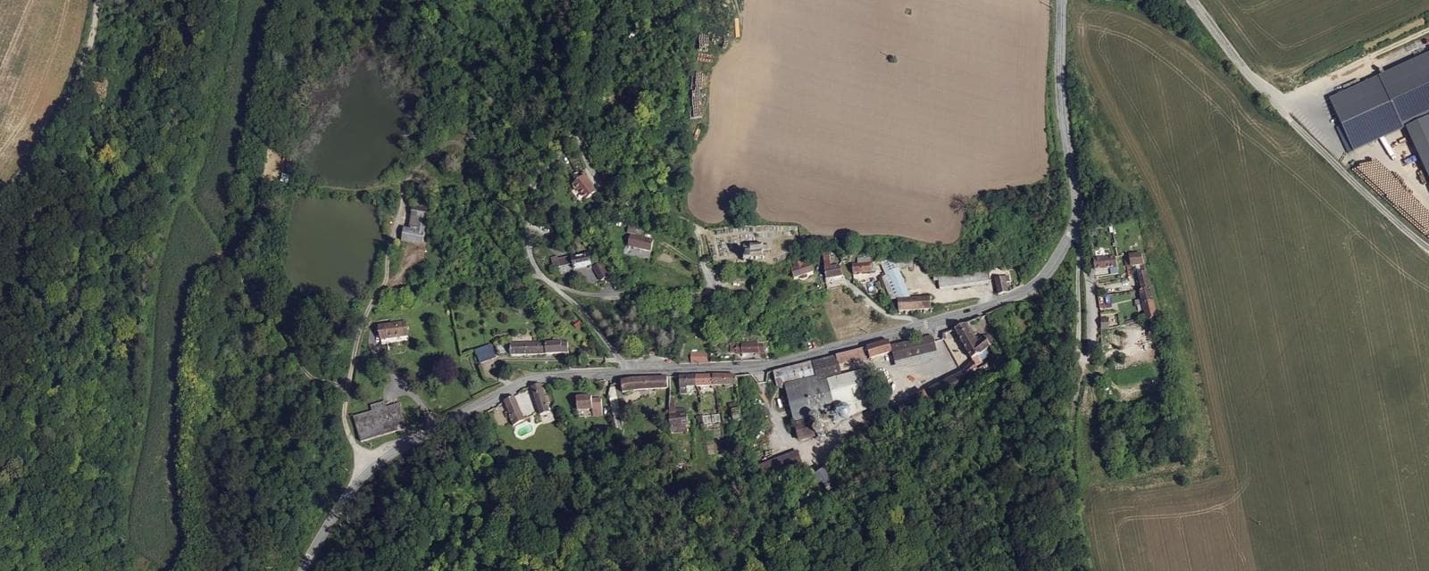 Vue aérienne de Rousseloy (Oise)