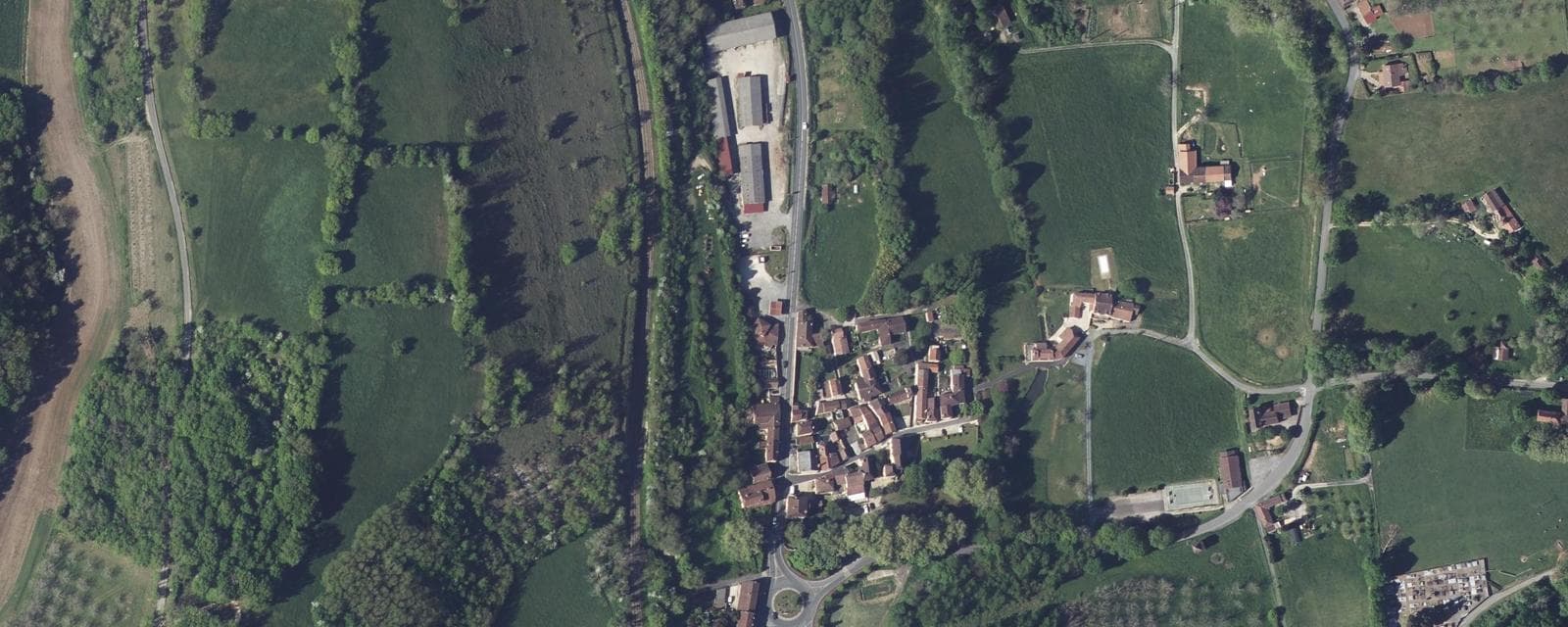 Vue aérienne de Sagelat (Dordogne)