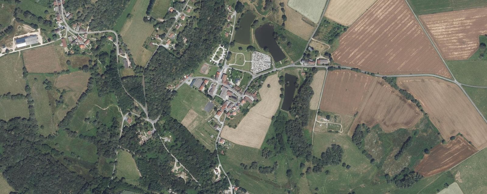 Vue aérienne de Saint-Amand-Magnazeix (Haute-Vienne)