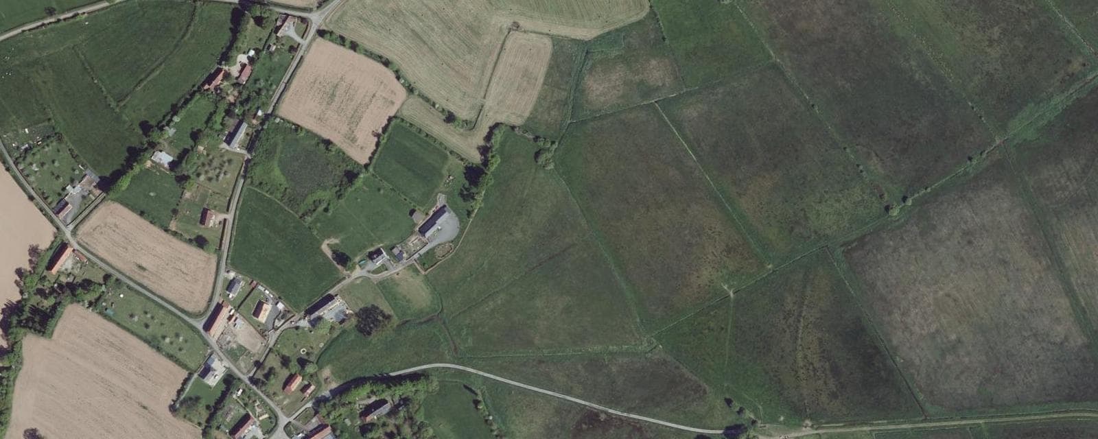 Vue aérienne de Saint-André-de-Bohon (Manche)