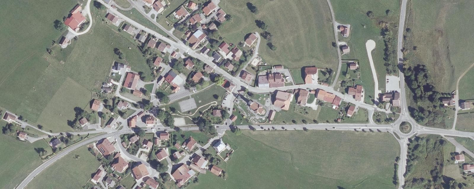Vue aérienne de Saint-Antoine (Doubs)