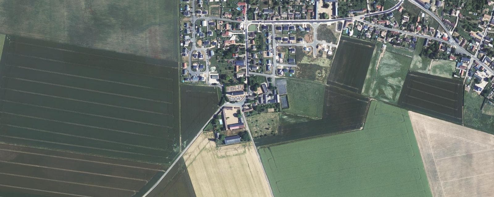 Vue aérienne de Saint-Aubin-des-Bois (Eure-et-Loir)