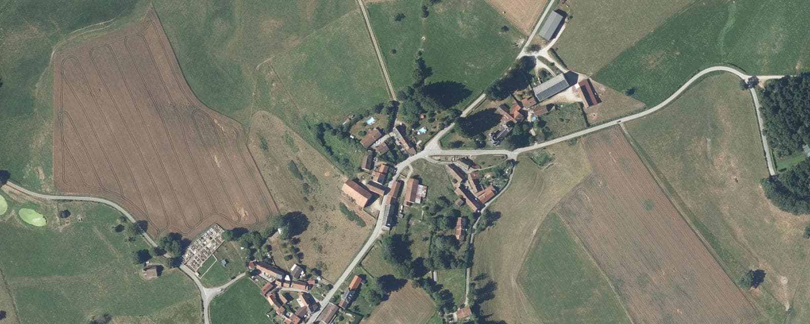 Vue aérienne de Saint-Avit-le-Pauvre (Creuse)