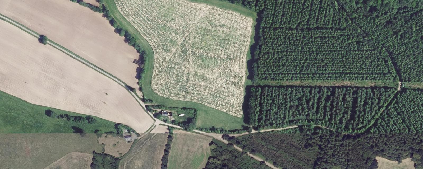 Vue aérienne de Saint-Christophe-de-Chaulieu (Orne)