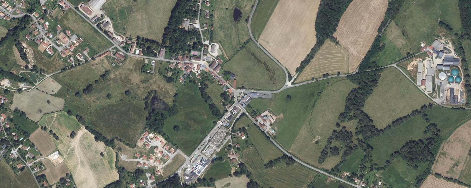 Vue aérienne de Saint-Hilaire-Bonneval (Haute-Vienne)
