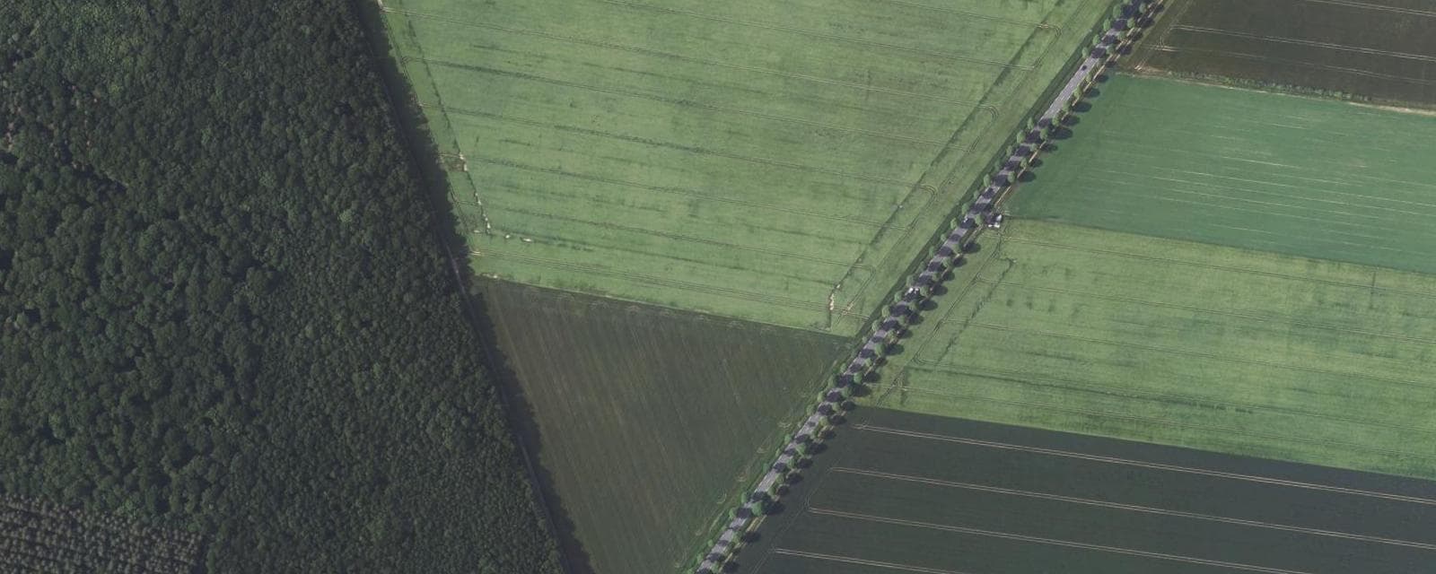 Vue aérienne de Saint-Jean-de-Rebervilliers (Eure-et-Loir)