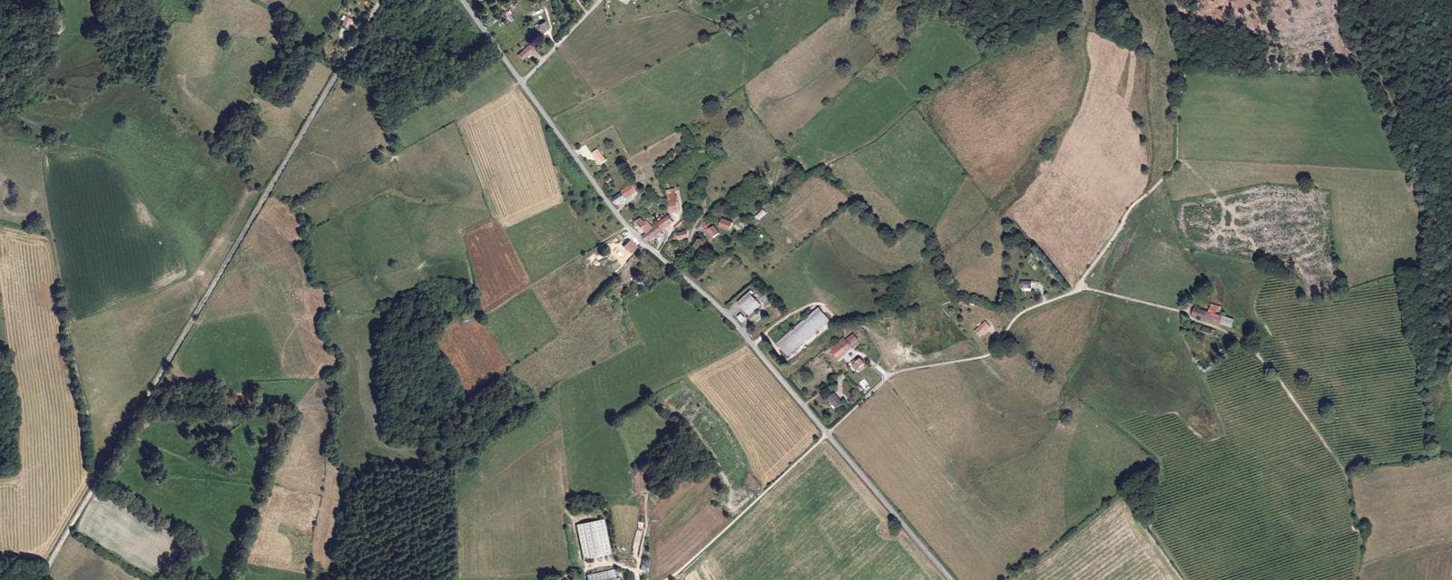 Vue aérienne de Saint-Laurent-les-Églises (Haute-Vienne)