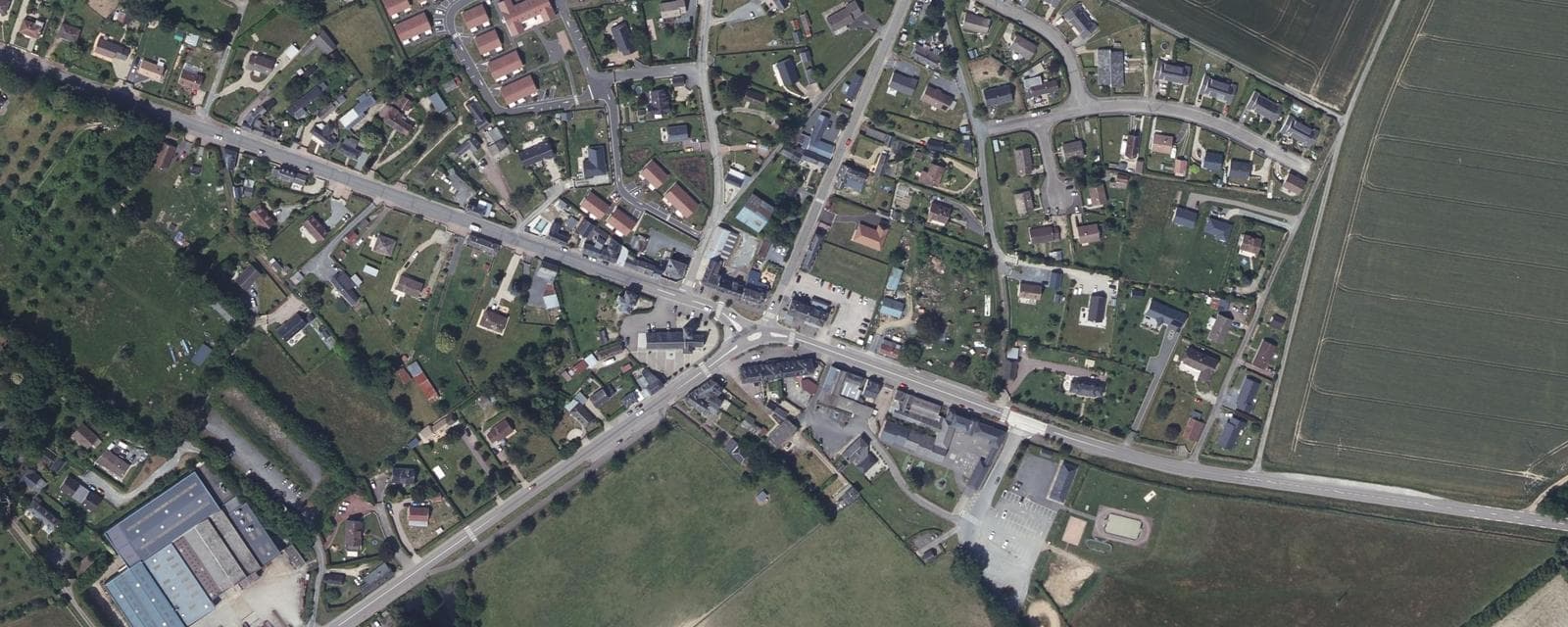 Vue aérienne de Saint-Maclou (Eure)