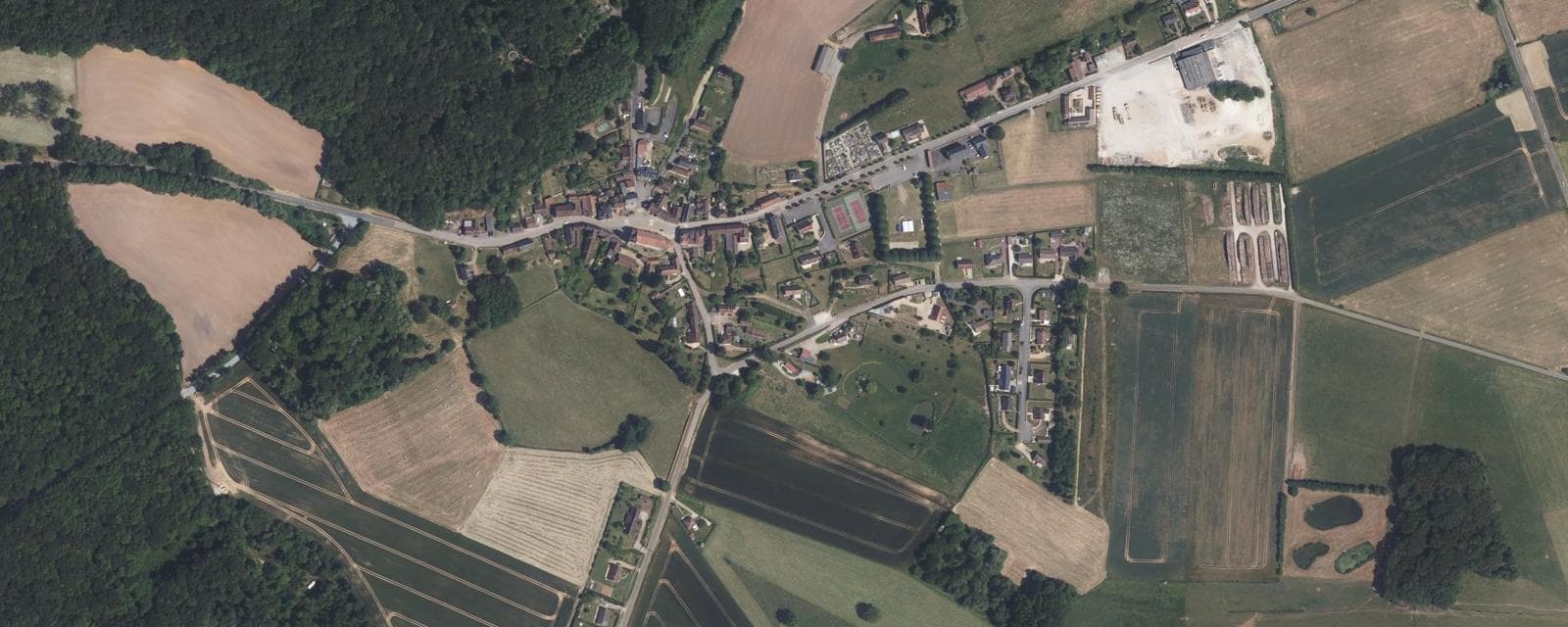 Vue aérienne de Saint-Mard-de-Réno (Orne)