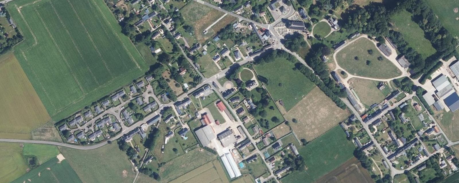 Vue aérienne de Saint-Martin-aux-Buneaux (Seine-Maritime)