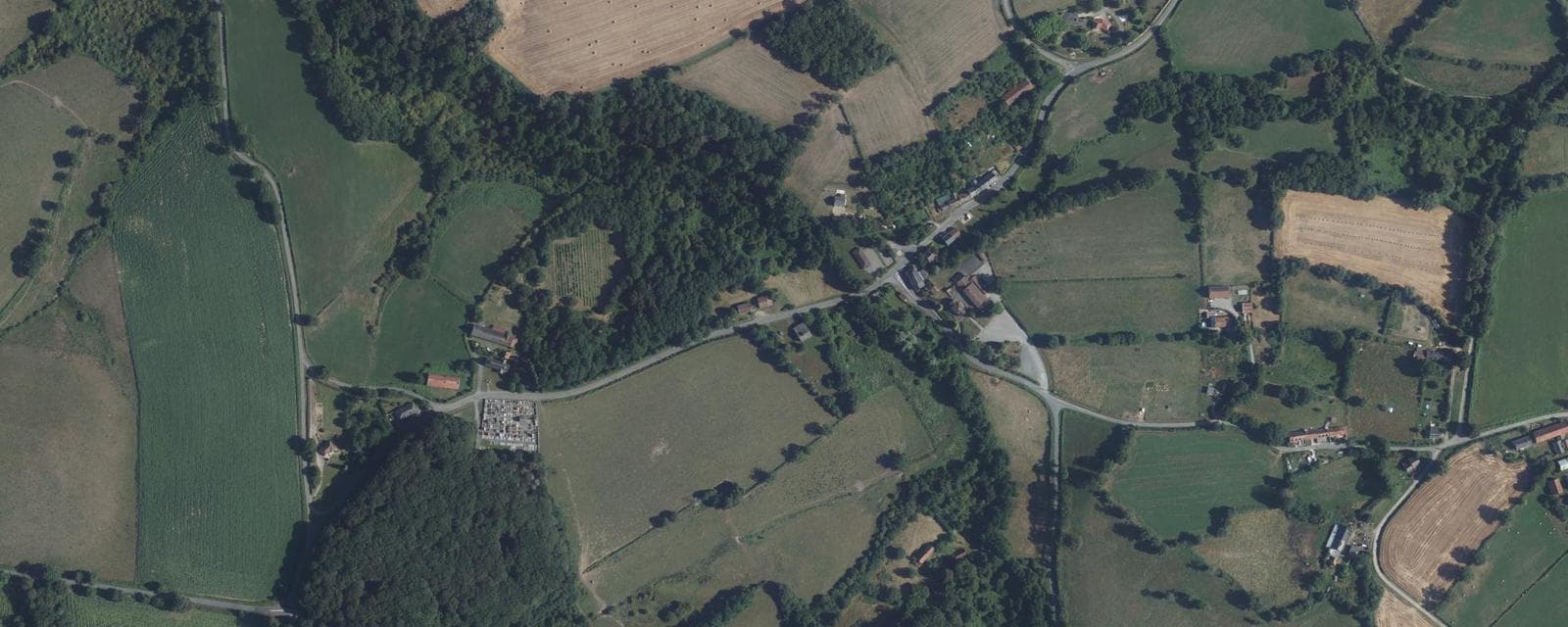 Vue aérienne de Saint-Priest-la-Marche (Cher)