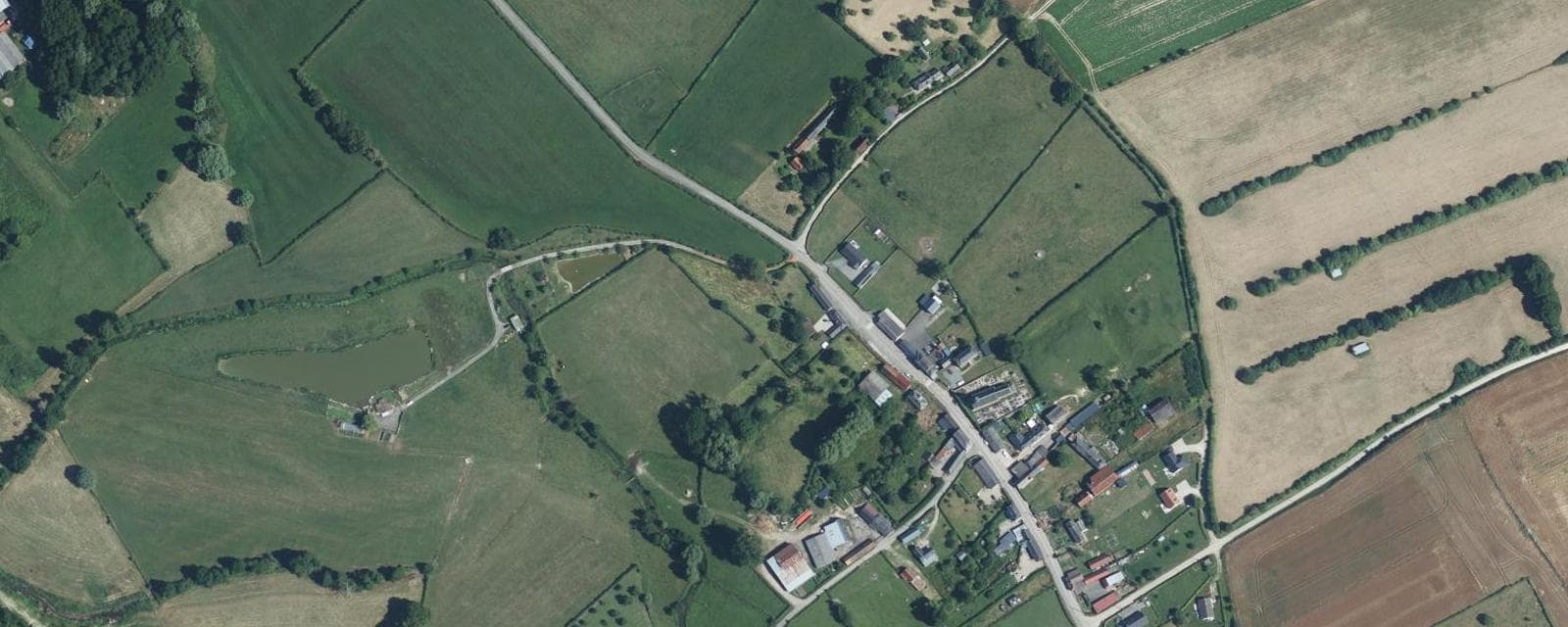 Vue aérienne de Saint-Riquier-en-Rivière (Seine-Maritime)
