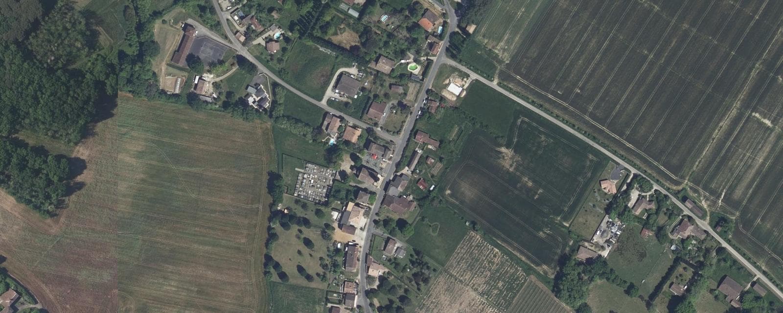Vue aérienne de Saint-Sauveur-de-Meilhan (Lot-et-Garonne)