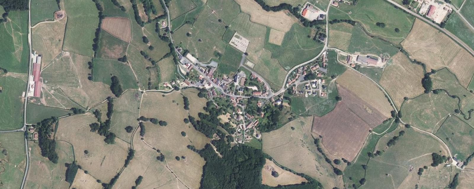 Vue aérienne de Saint-Symphorien-de-Marmagne (Saône-et-Loire)