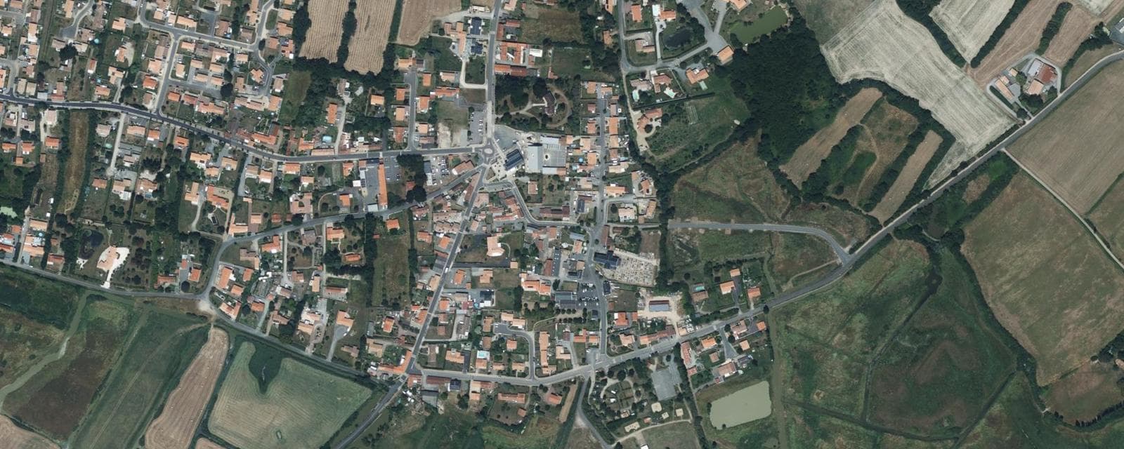 Vue aérienne de Saint-Urbain (Vendée)