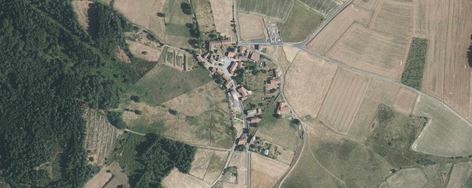 Vue aérienne de Saint-Victor-sur-Arlanc (Haute-Loire)