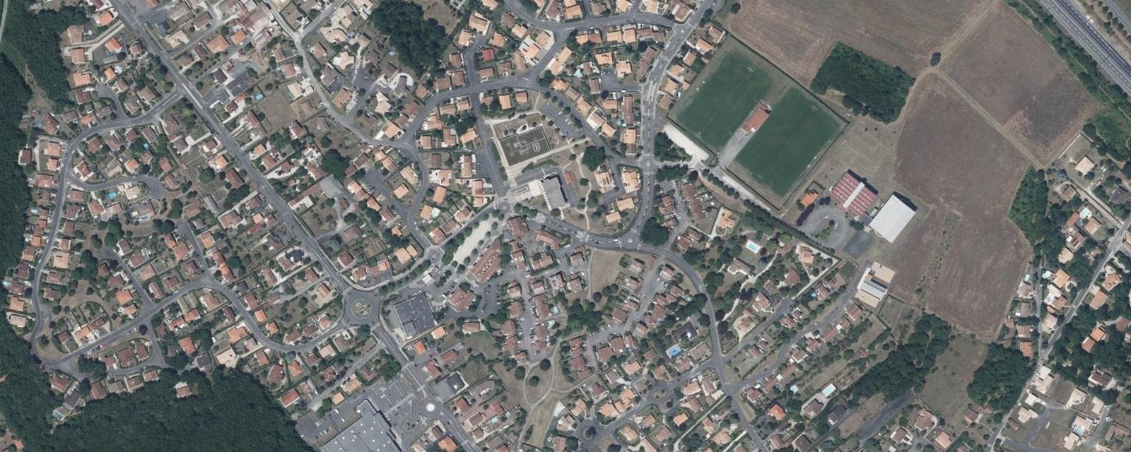 Vue aérienne de Saint-Yrieix-sur-Charente (Charente)