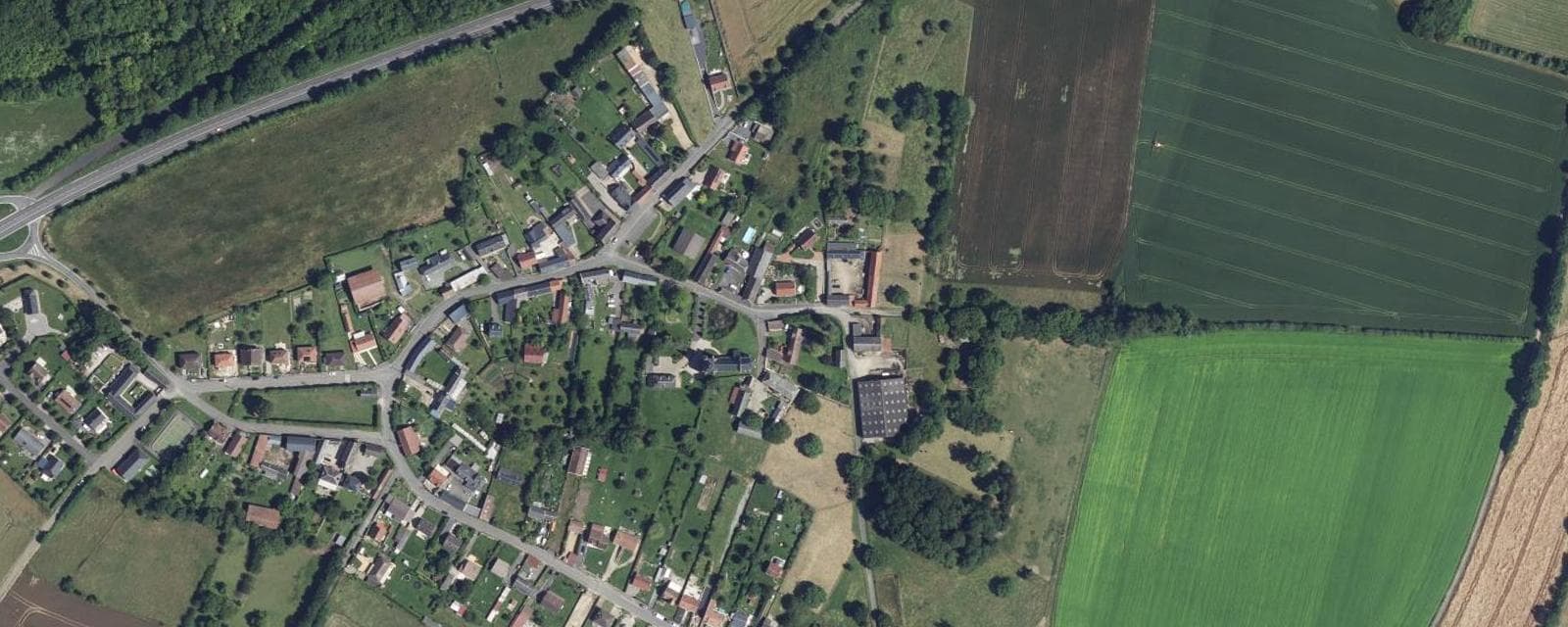 Vue aérienne de Sainte-Eusoye (Oise)