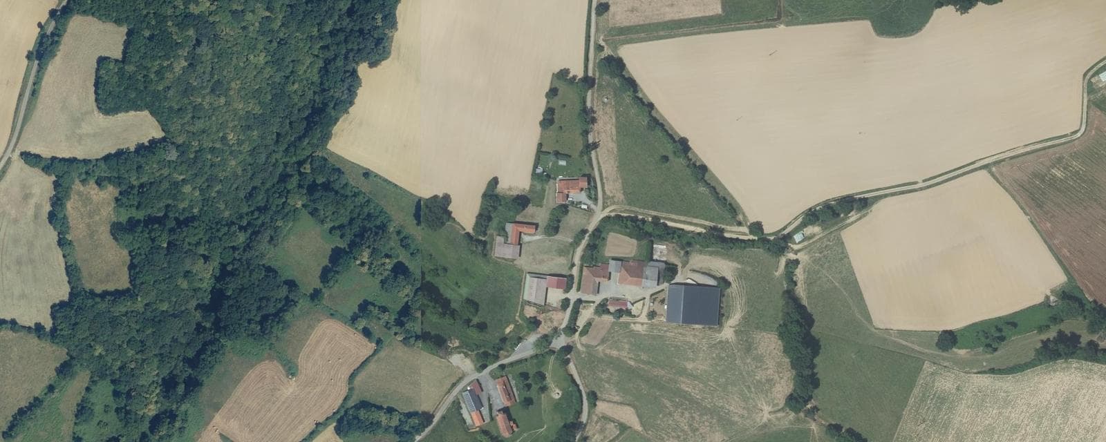 Vue aérienne de Sarraguzan (Gers)