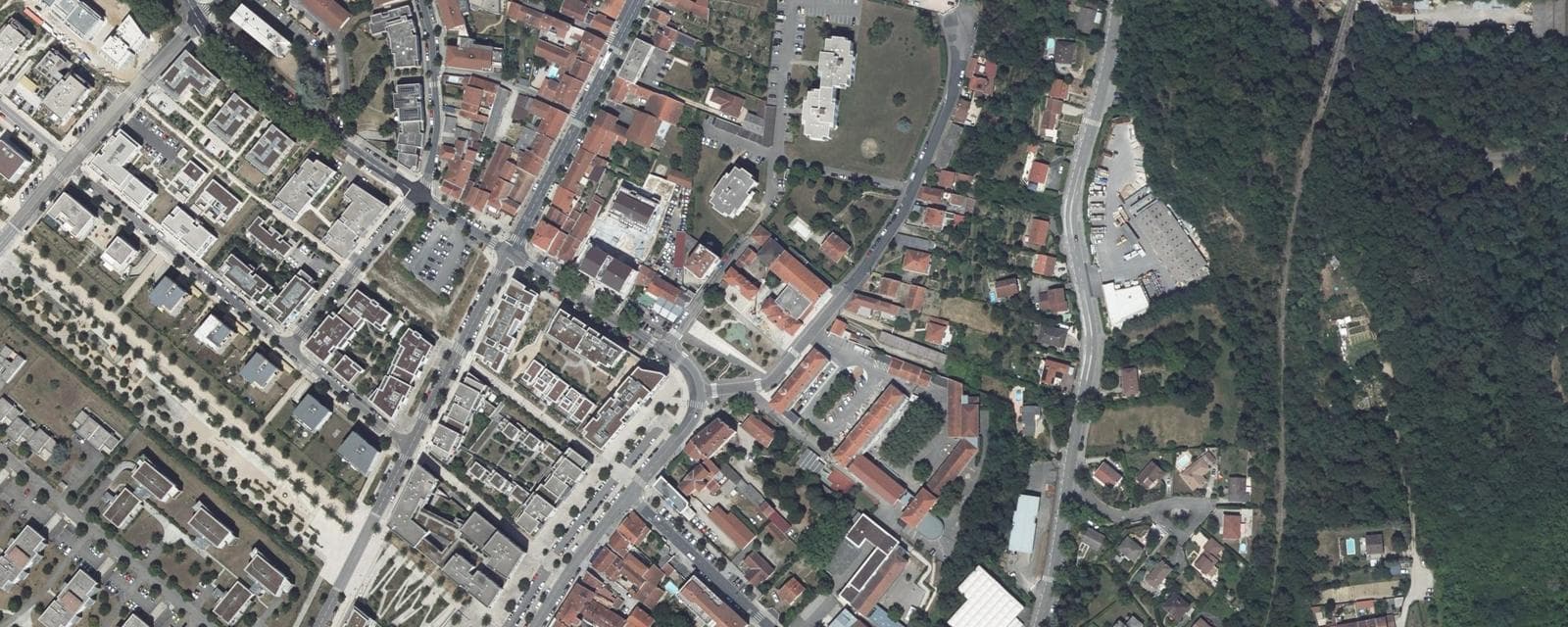 Vue aérienne de Sathonay-Camp (Rhône)