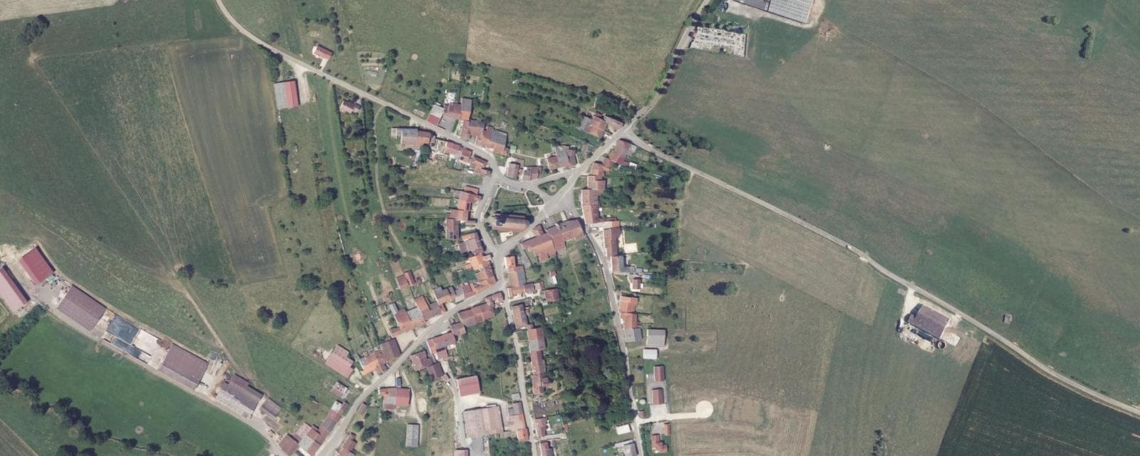 Vue aérienne de Sauville (Vosges)