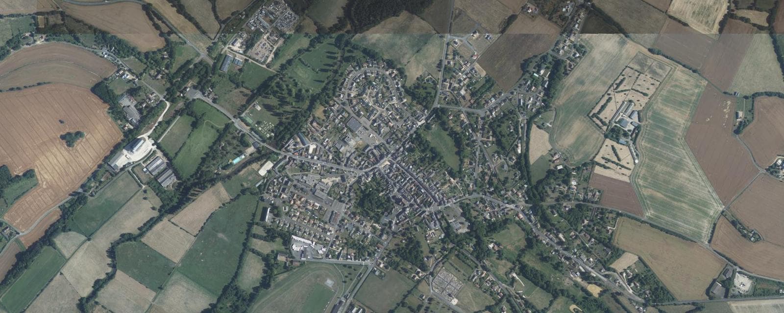 Vue aérienne de Savigny-sur-Braye (Loir-et-Cher)