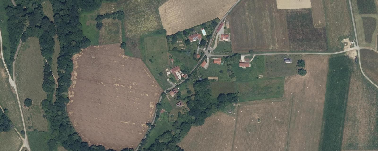 Vue aérienne de Sère-Rustaing (Hautes-Pyrénées)