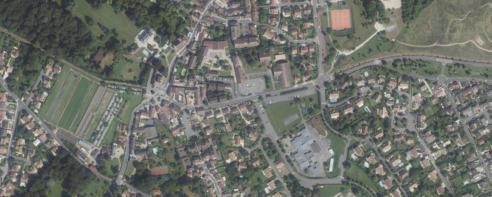 Vue aérienne de Servon (Seine-et-Marne)