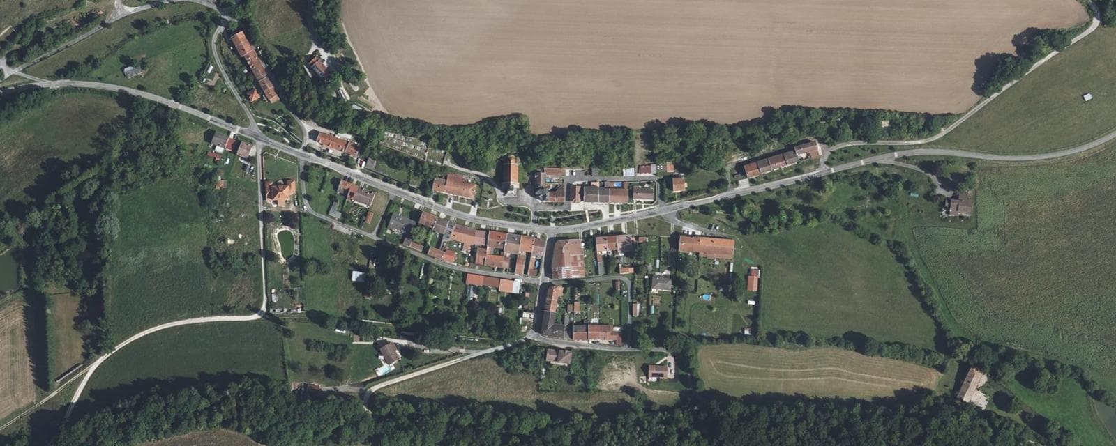 Vue aérienne de Seuzey (Meuse)