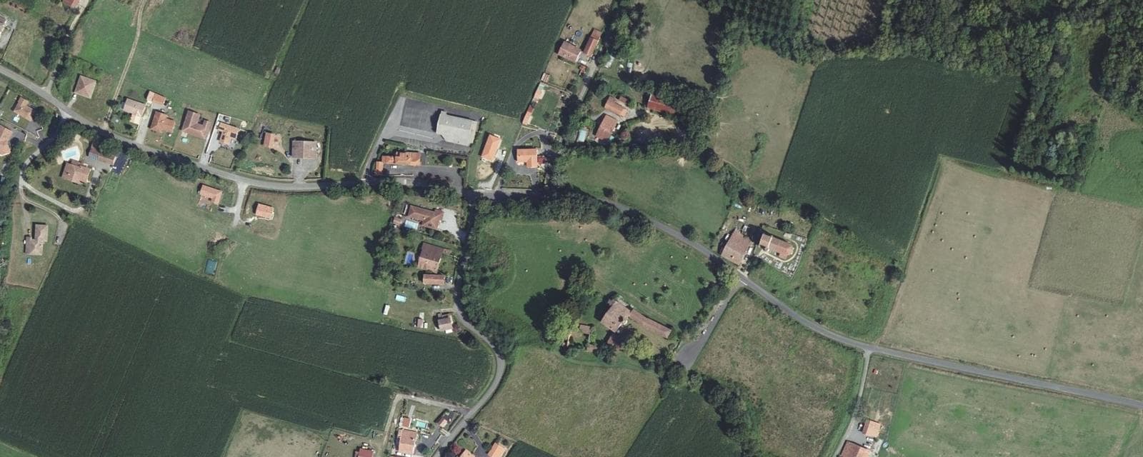 Vue aérienne de Siest (Landes)