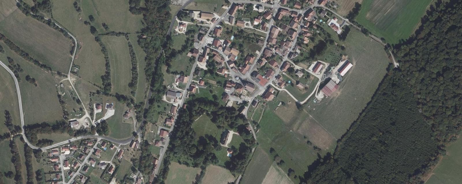 Vue aérienne de Soye (Doubs)