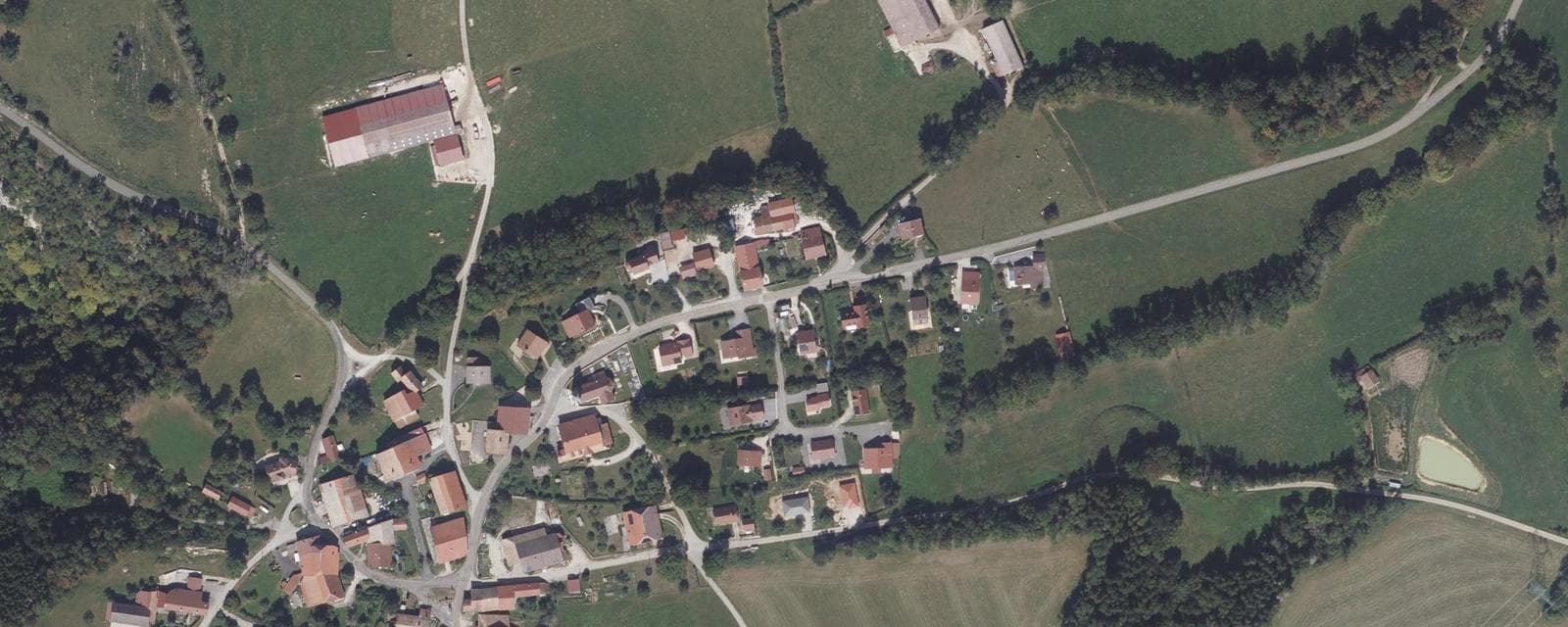 Vue aérienne de Surmont (Doubs)