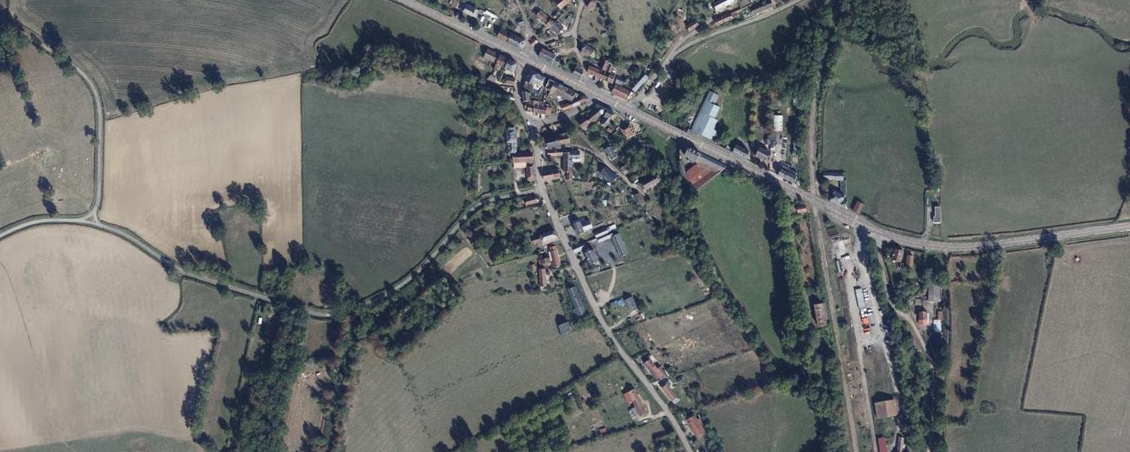 Vue aérienne de Tamnay-en-Bazois (Nièvre)