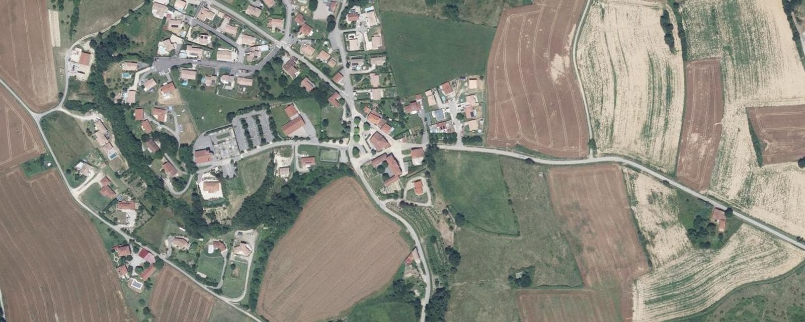 Vue aérienne de Tersanne (Drôme)