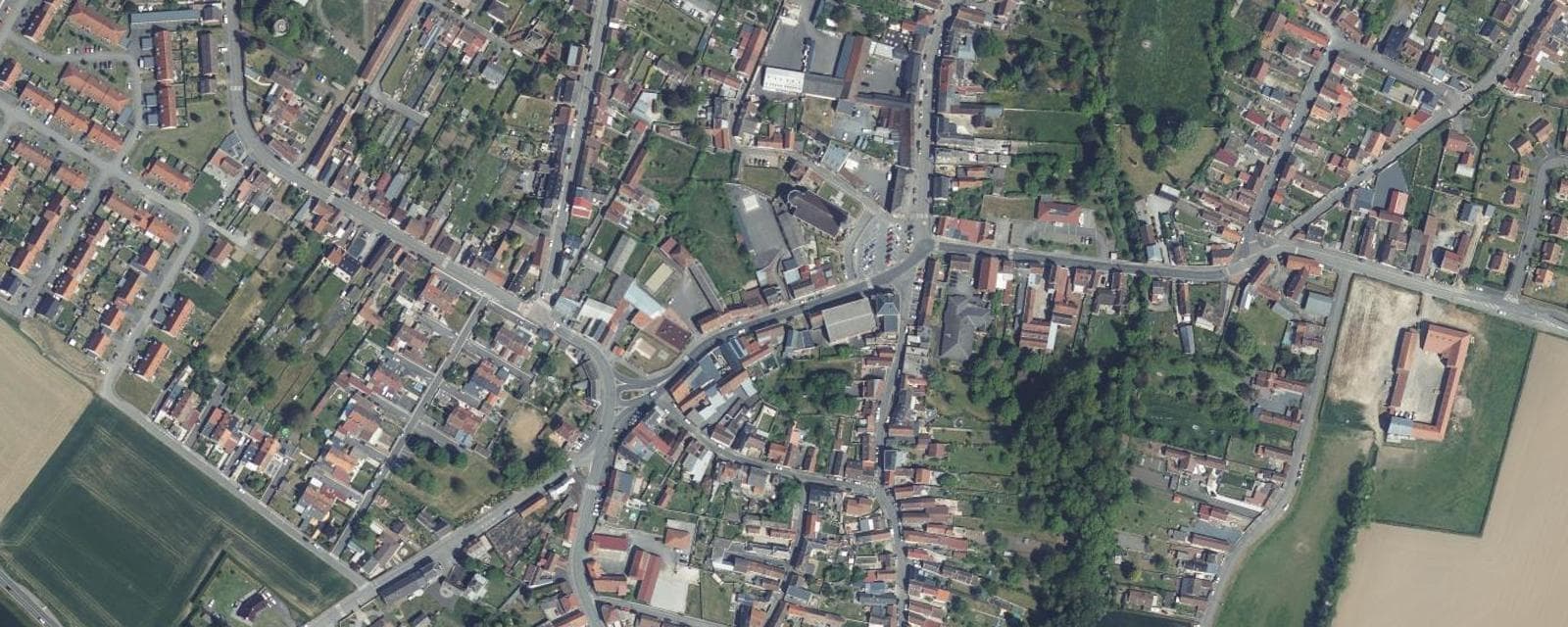Vue aérienne de Thiant (Nord)