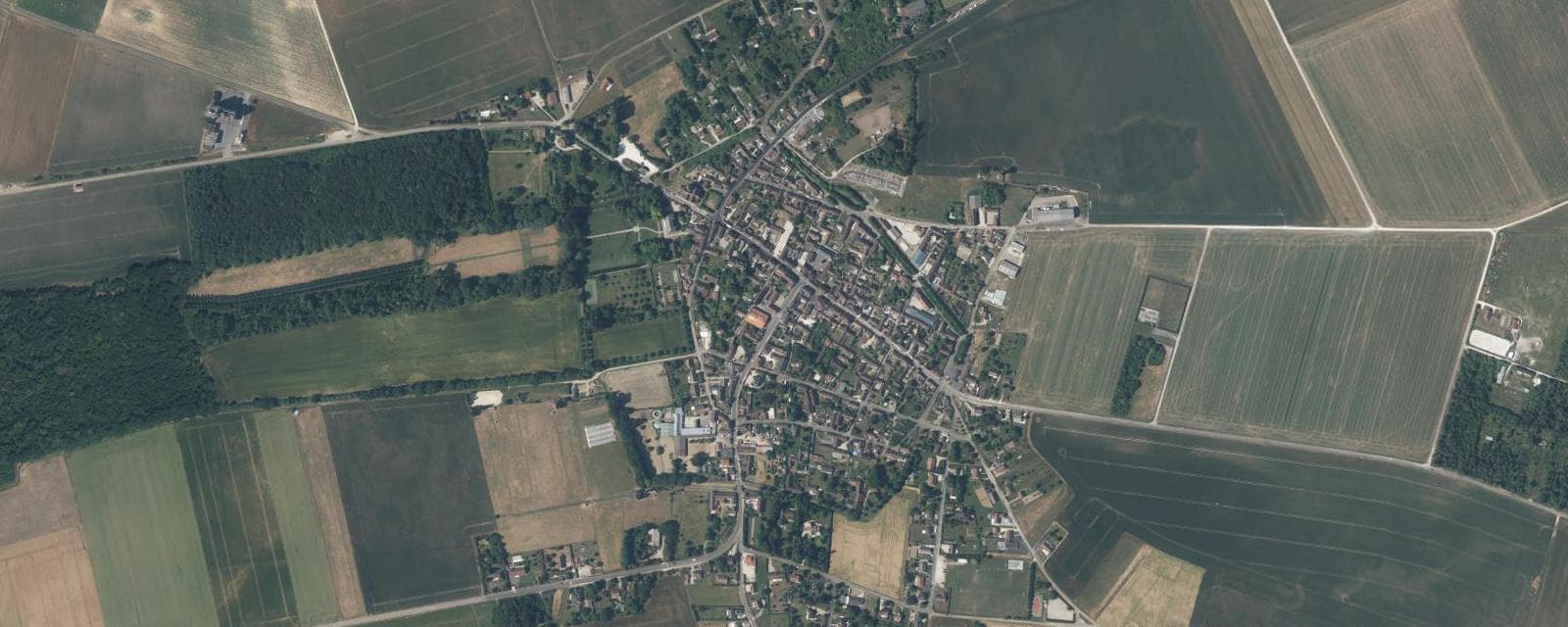 Vue aérienne de Thorigny-sur-Oreuse (Yonne)