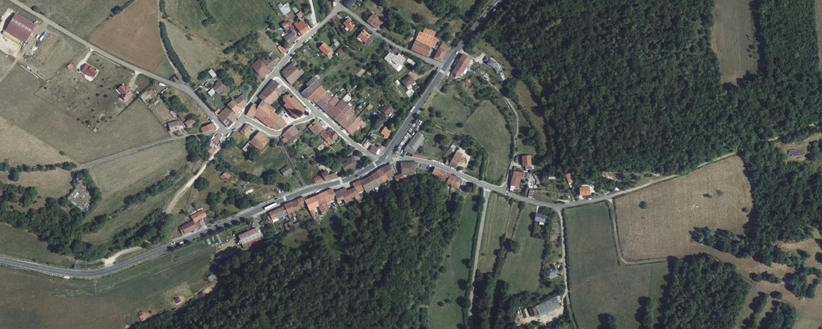 Vue aérienne de Thuilley-aux-Groseilles (Meurthe-et-Moselle)