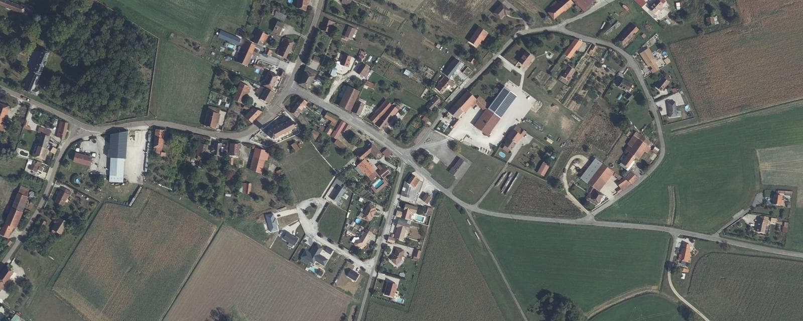 Vue aérienne de Tichey (Côte-d'Or)