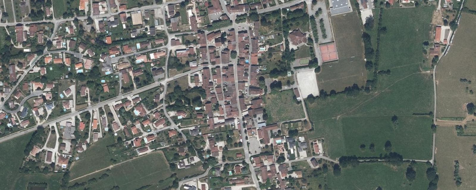 Vue aérienne de Tossiat (Ain)