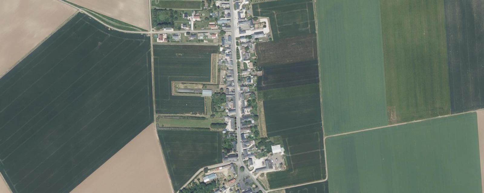 Vue aérienne de Tournoisis (Loiret)