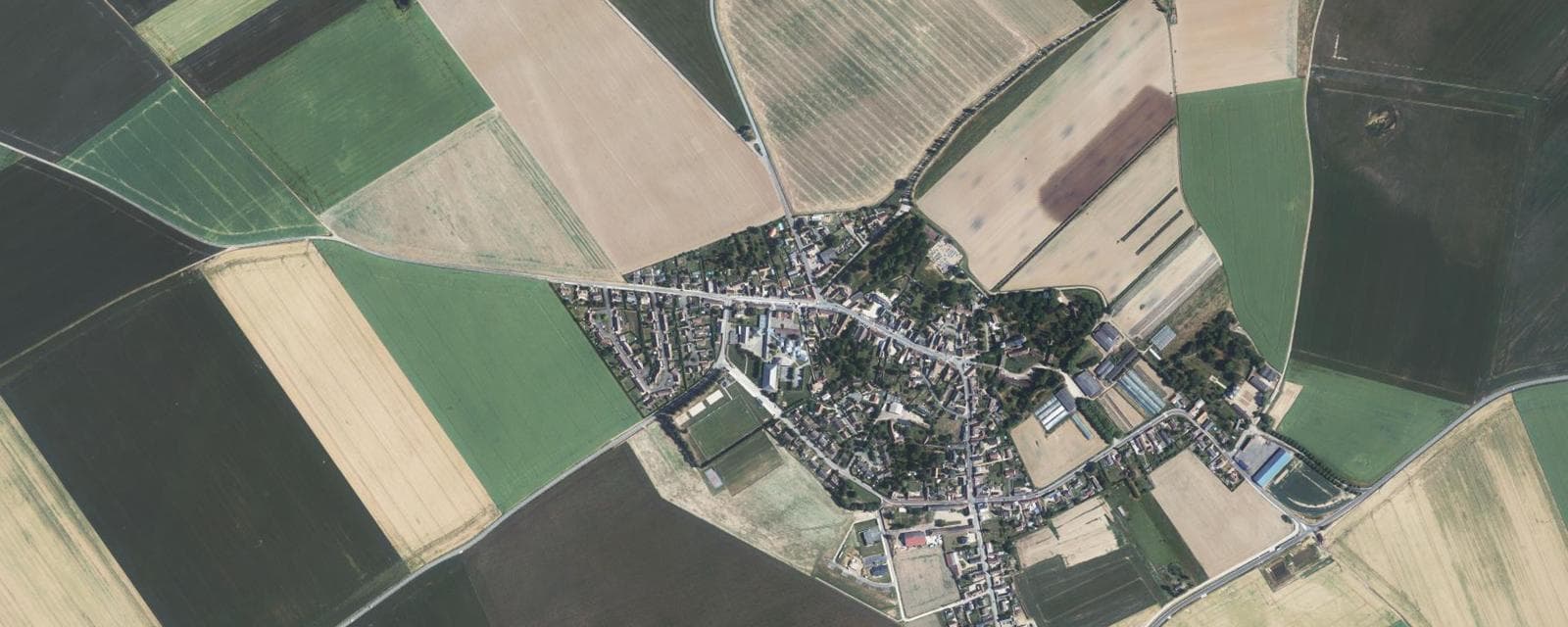 Vue aérienne de Tremblay-les-Villages (Eure-et-Loir)