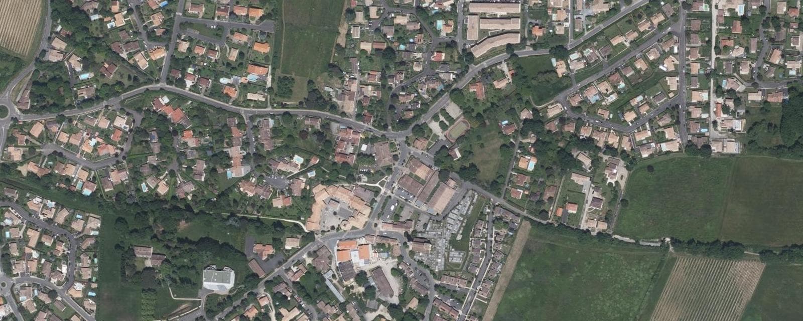 Vue aérienne de Tresses (Gironde)