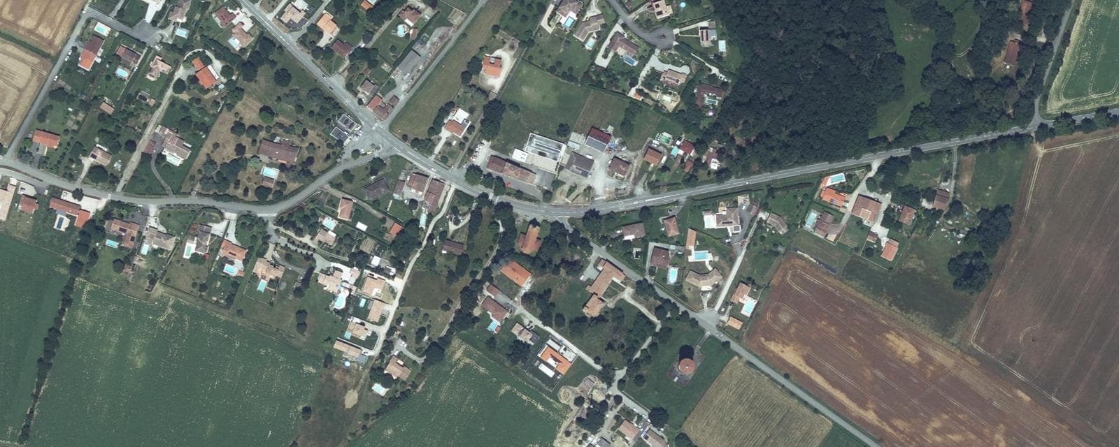 Vue aérienne de Vallesvilles (Haute-Garonne)