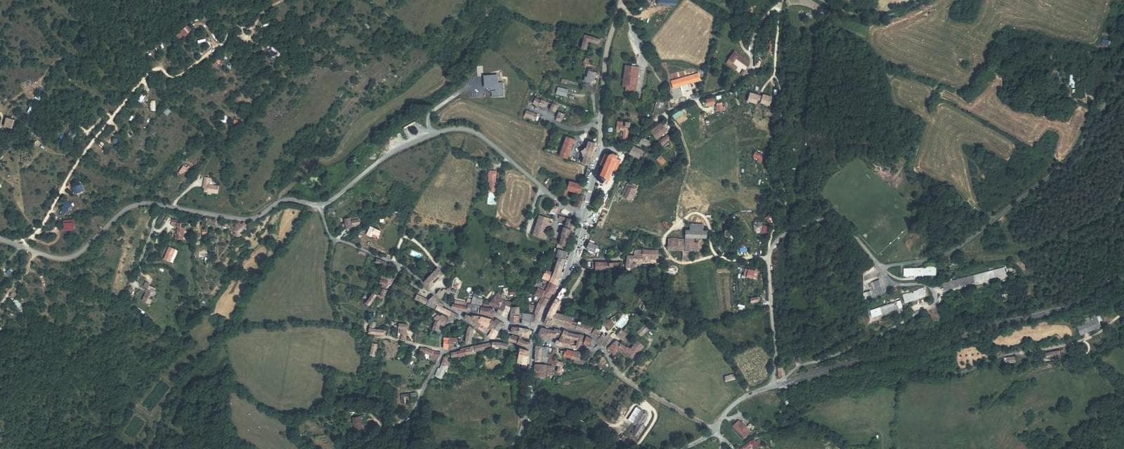 Vue aérienne de Vaour (Tarn)